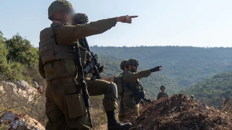 תיעוד הפעילות במרחב: משאית שאליה מחובר משגר טילים אותרה בלבנון