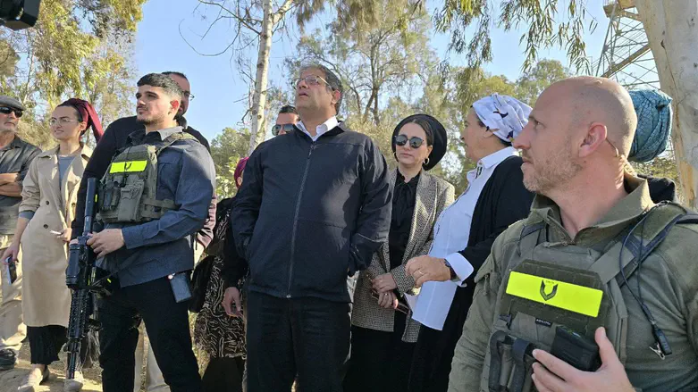 בן גביר בעוטף עזה: "אסור לצאת מציר נצרים – זו פגיעה בביטחון ותמונת ניצחון לחמאס".