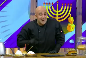 החיקוי של מיקי שמו היה הרגע הסאטירי הכי חריף של “ארץ נהדרת”. זו קומדיה גאונית