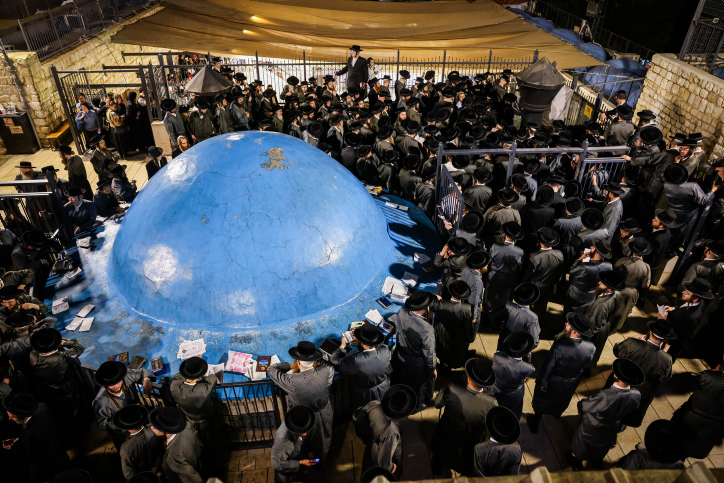 רגב נגד פרוש: “לספרדים ולמרוקאים גם מגיע מקום בהילולת הרשב”י במירון”