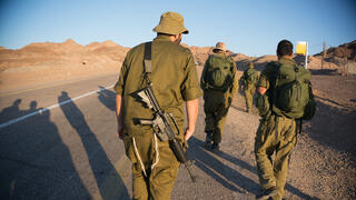 שופטת: מענקי מילואים אינם הכנסה לצורך חישוב מזונות