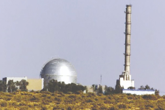 התרגיל של בן גוריון: “הישראלים רימו את צוות הפקחים בכור”