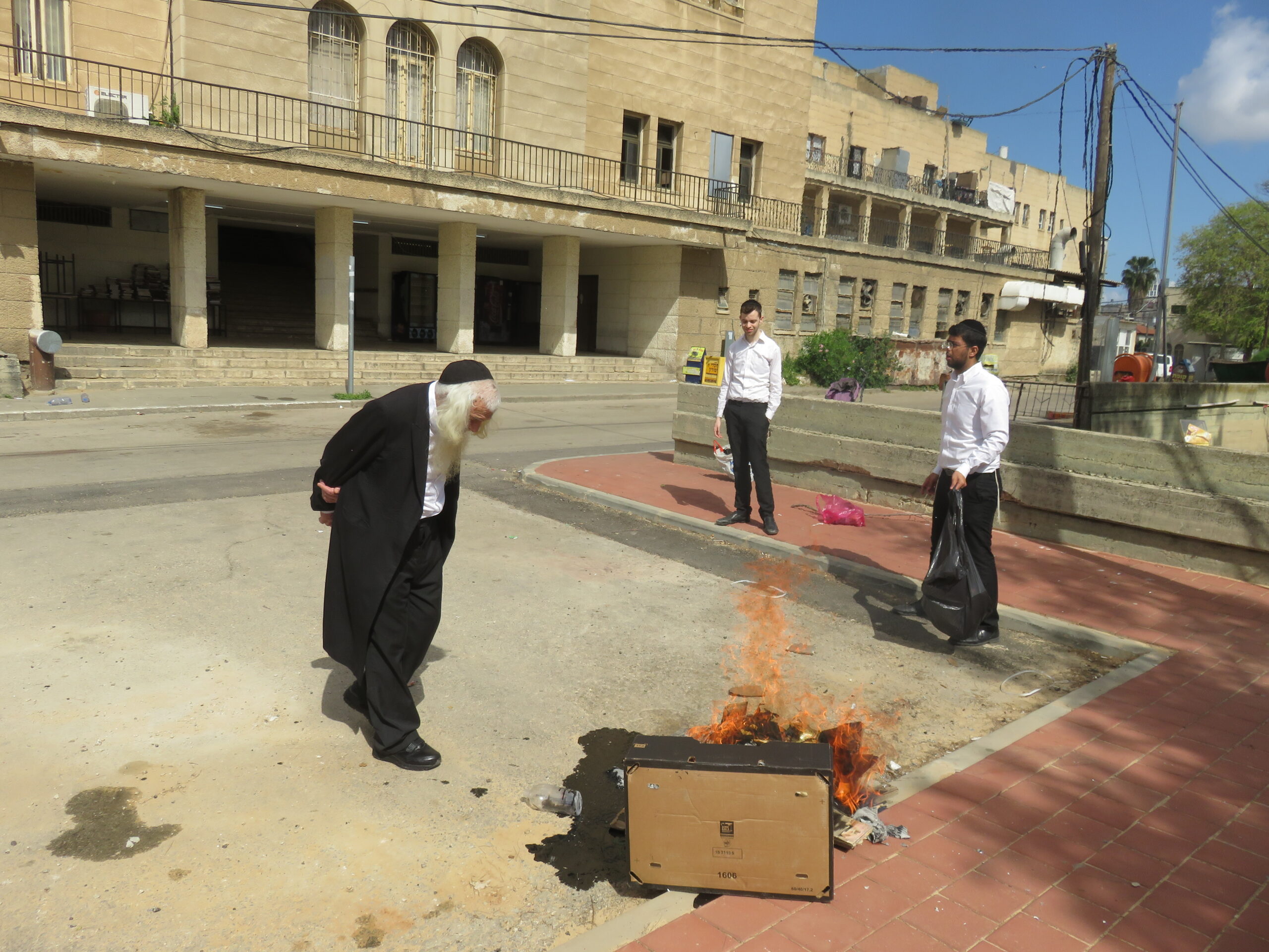 80 שנות עמל התורה | מראות חייו של ראש הישיבה הגאון רבי אשר דויטש זצוק”ל