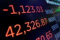 S&P 500 ונאסד”ק נסגרו בירידות קלות; מיקרון נפלה ב-16%