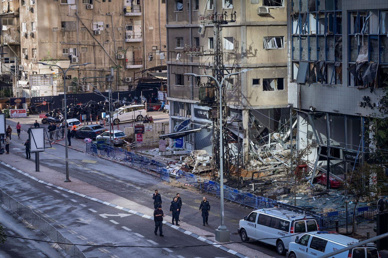 שבועיים לאחר נפילת הטיל: רחוב בן גוריון נפתח חלקית