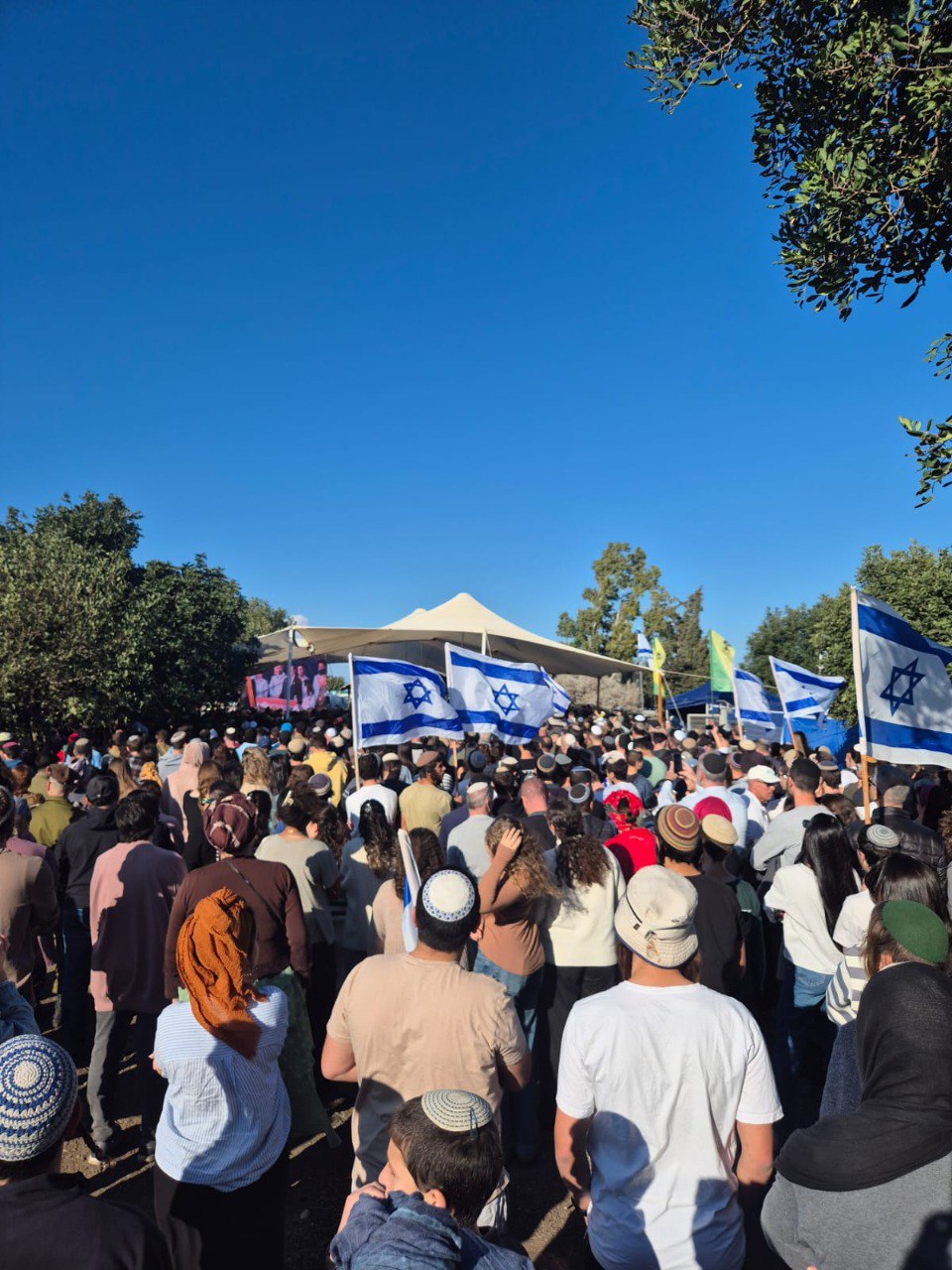 אלפים בהלווית הקדוש אורון שאול הי”ד; הנשיא הרצוג ספד: “סליחה על השנים המענות” 