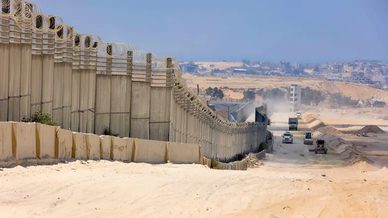 גורם מדיני בכיר: ישראל לא יוצאת מציר פילדלפי