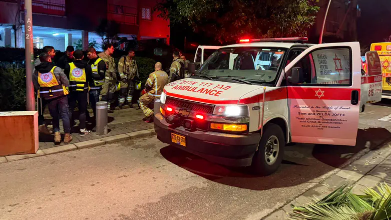 שני פצועים בפיצוץ בבניין בראשון לציון