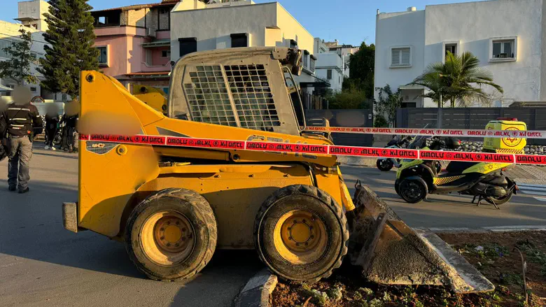 תל אביב: נהג טרקטור פצע שלושה בני אדם, הרקע פלילי