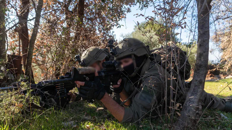 תיעודים מהר דב: הפשיטה בשטחים הסבוכים חשפה אמצעי לחימה רבים בגבול לבנון