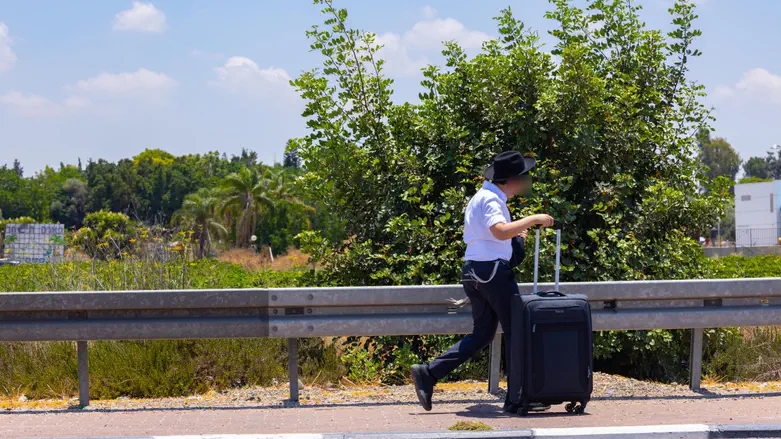 עתירה: להפסיק לממן ישיבות לנושרים חרדים