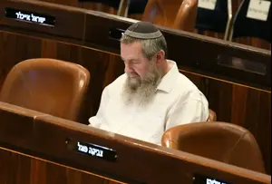 שקיפות שכולה התערבות: כך הממשלה שוב להצליחה לכופך את החינוך למרותו של אבי מעוז