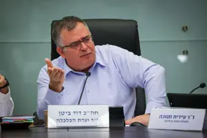 דוד ביטן אושפז בטיפול נמרץ נוירולוגי בשיבא לאחר שחש ברע