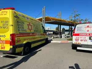 שני חיילים נפצעו קשה מהתהפכות משאית צבאית