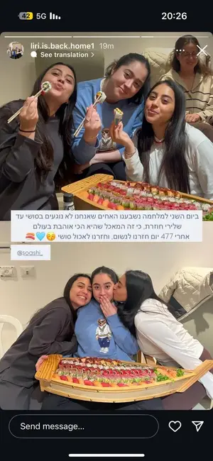 "הבטחנו לעצמנו, וקיימנו": אחרי 477 ימים בשבי, משפחת אלבג אוכלת שוב סושי עם לירי