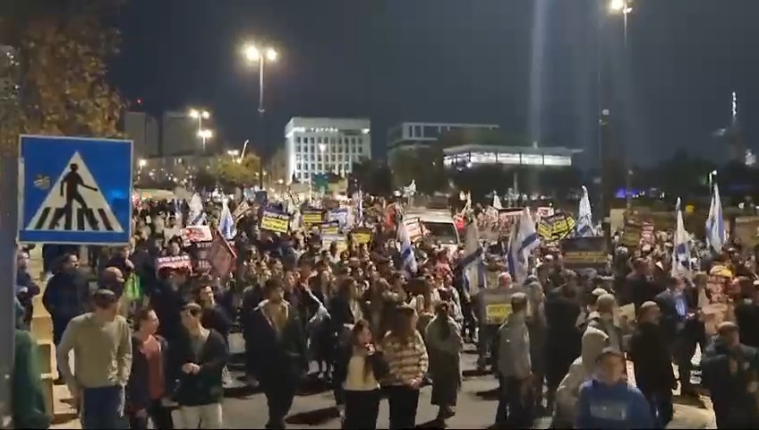 נתניהו למשפחות: “העסקה קרובה מאוד” | חמאס מעכבים תשובה ומחכים למפת הנסיגה