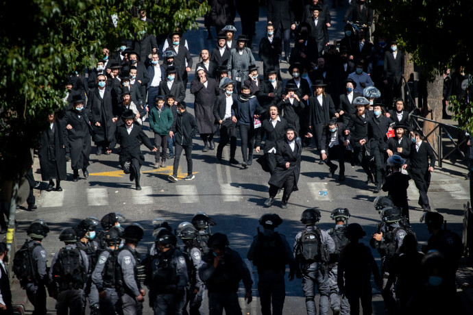 בית המשפט: “המשטרה מפלה לרעה חרדים למול מפגיני קפלן”