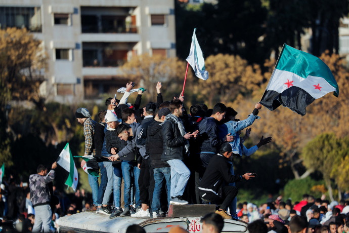 סימנים מדאיגים מסוריה: השלטון החדש משנה את מערכת החינוך – והכיוון אסלאמיסטי