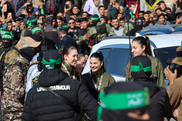 מיד עם החזרה לישראל: נחשף הפרט המזעזע שעברו התצפיתניות