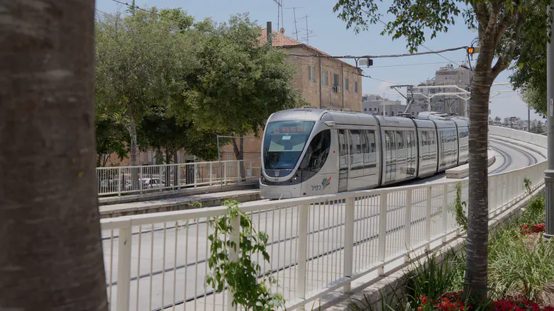 שיבושים בתחבורה: הרכבת הקלה בירושלים תושבת לחמישה ימים לצורך שדרוגים