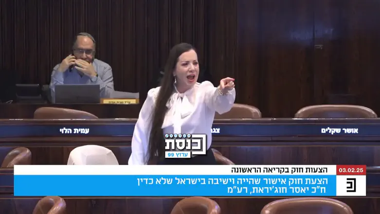 טיבי לגוטליב: "דקת דומיה – תסתמי את הפה"