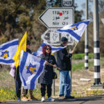 קהילת ניר עוז נפרדת מהביבסים: "נאחזנו בתקווה – ואז הגיע שברון הלב"