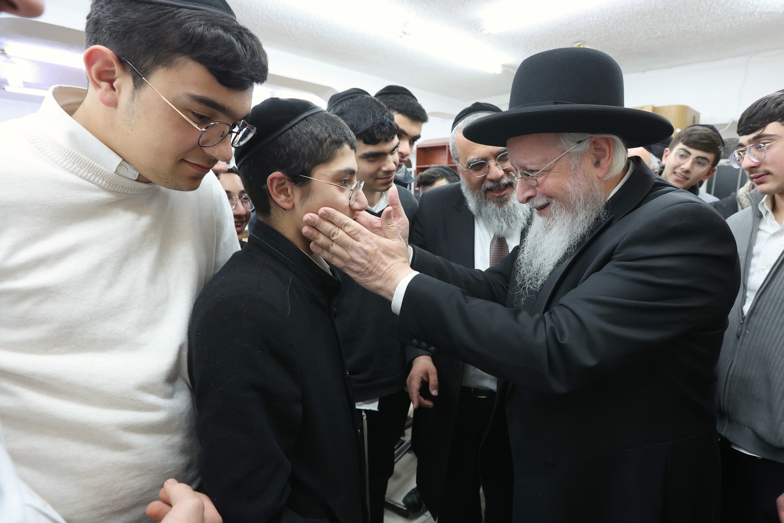 "המגויסים האמיתיים": הגר"ש זעפרני חיזק את בני הישיבות