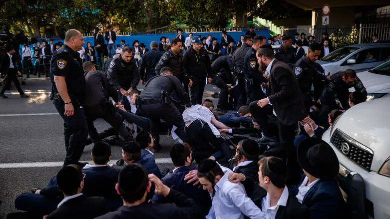 כביש 4: חסימות כבישים בעקבות מעצר משתמט