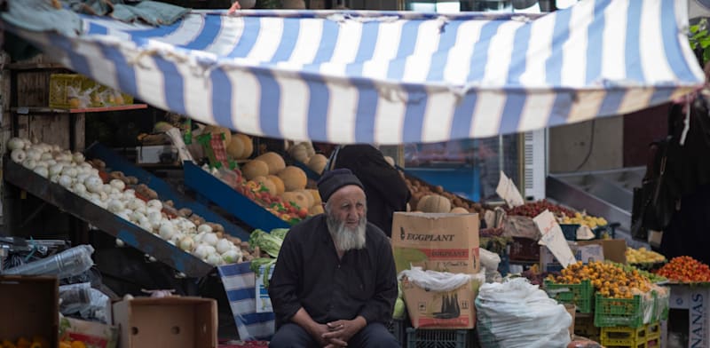 התרסקות כלכלת איראן מעוררת את תוכנית הגרעין, לפחות על הנייר