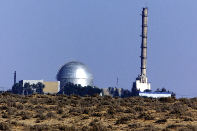 תושב באר שבע מואשם בסיוע לאיראן: הציע למכור מידע על הכור בדימונה