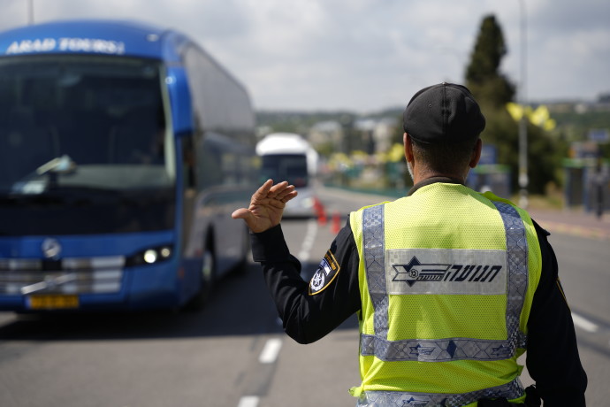 חשבתם שקיבלתם דו"ח? השוטר שזייף חתימות והפיל אזרחים תמימים בפח