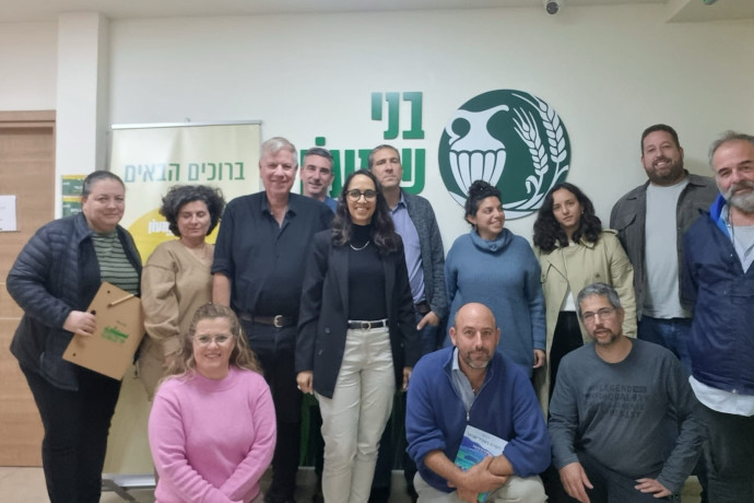 "תושבים נכנסים לחדרי ההחלטות: כך נראית דמוקרטיה מקומית מהשטח"