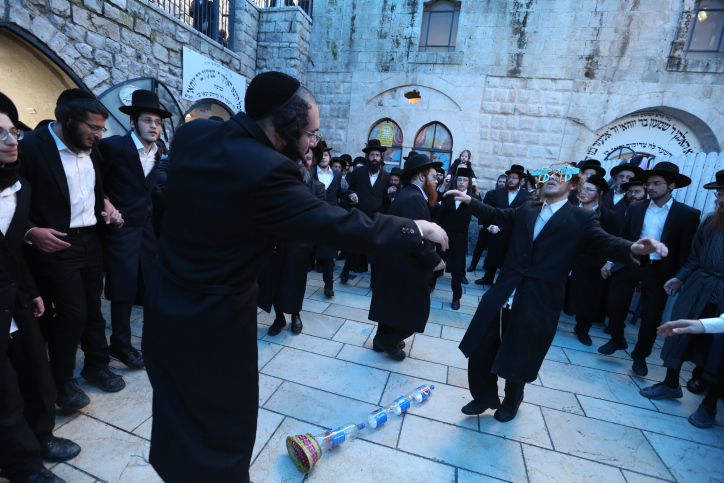 היארצייט של משה רבינו ע"ה: הקב"ה רוצה שתאחוז בכיסאו